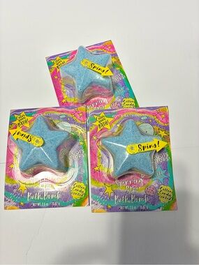 NEW Onyx Bathhouse Spinning Star Bath Bombs, Set of 3 — Cotton Candy Scent
